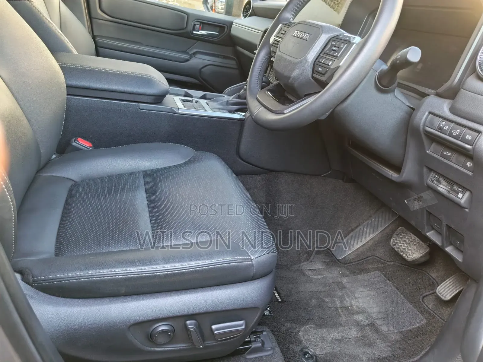 Toyota Land Cruiser Prado 2024 Gray