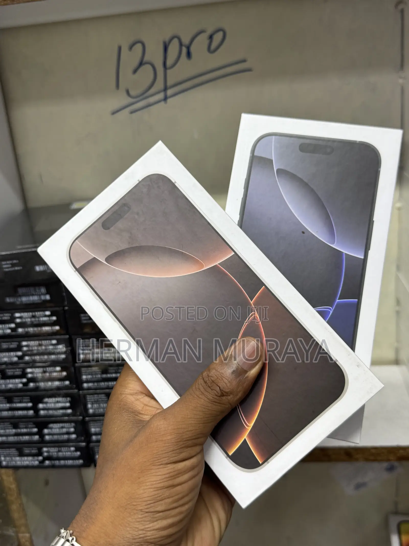 New Apple iPhone 16 Pro Max 256 GB Gold