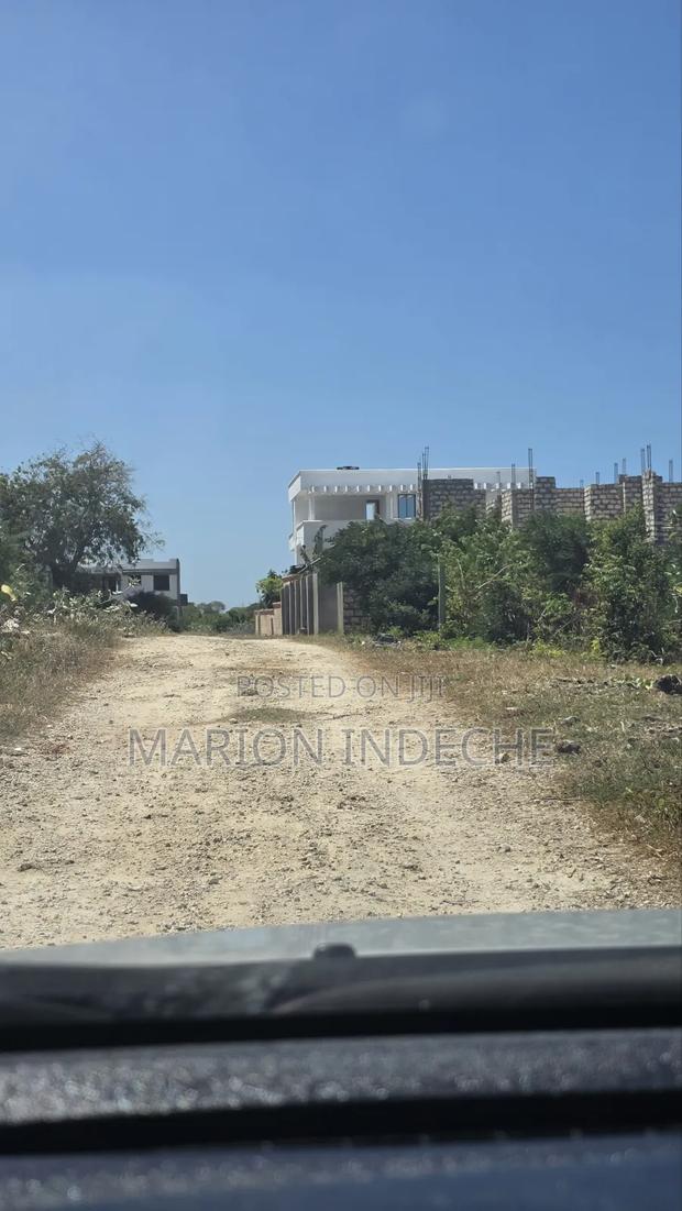 Bofa Plots for Sale (50b×100 )