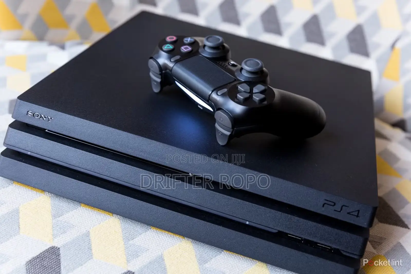 Play Station 4 Pro