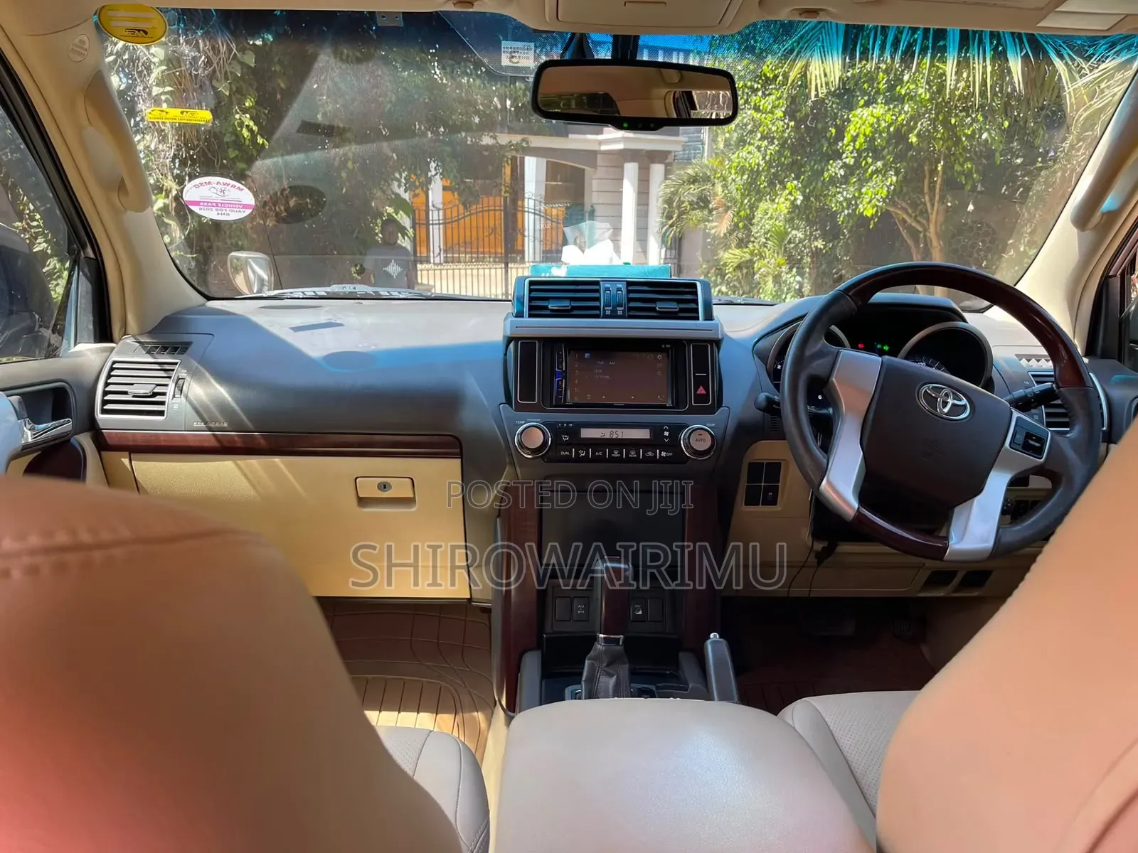 Toyota Land Cruiser Prado 2016 Brown