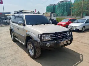 Toyota Land Cruiser Prado 2003 Beige