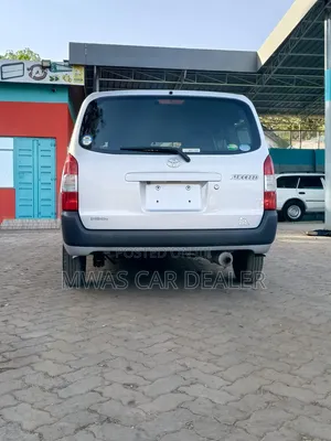 Toyota Succeed 2019 Silver