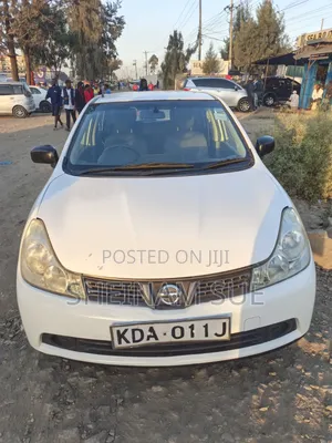 Nissan Advan 2011 White