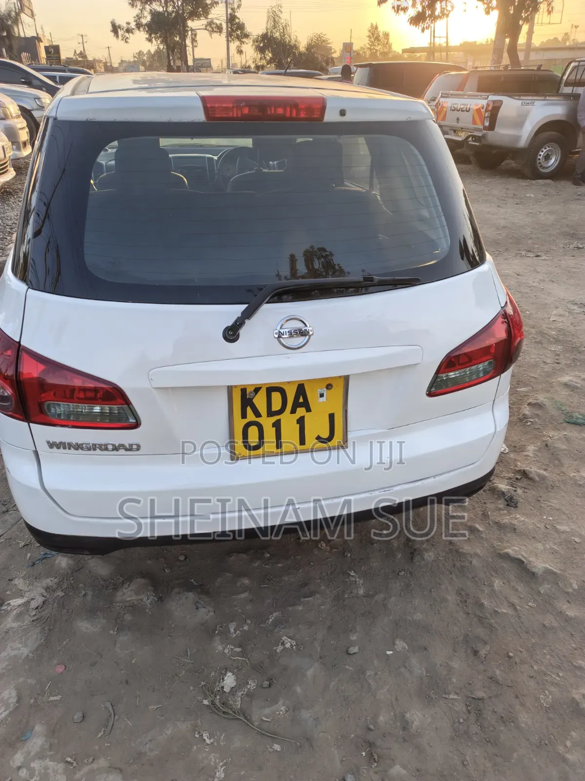 Nissan Advan 2011 White