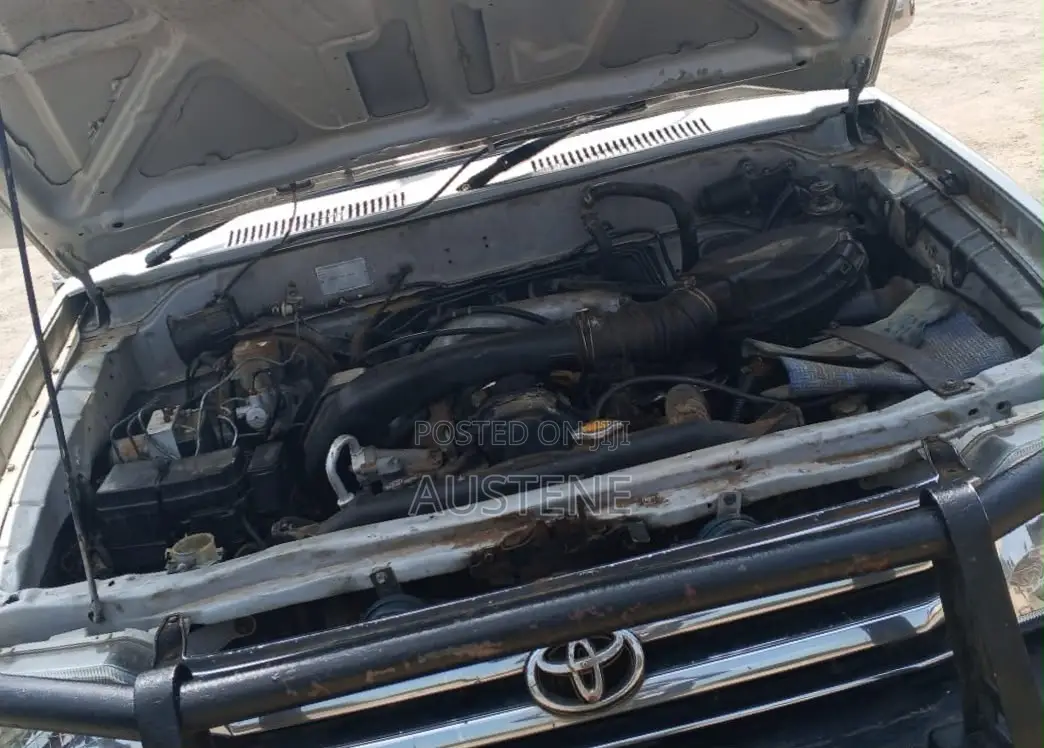 Toyota Land Cruiser Prado 2003 Beige