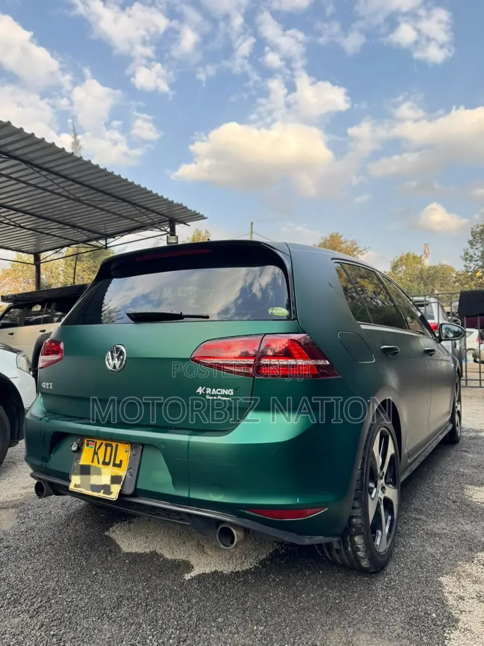 Volkswagen Golf 2016 Green