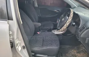 Toyota Corolla Fielder 2012 Silver