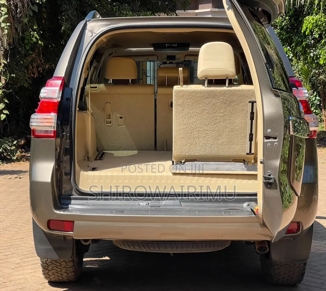 Toyota Land Cruiser Prado 2016 Brown