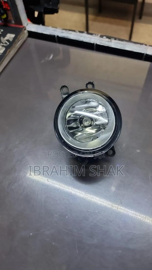 Toyota Axio Foglight - thumbnail 4