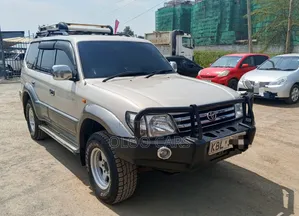 Toyota Land Cruiser 2003 Off white