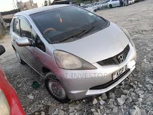Honda Fit 2012 Silver