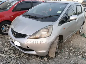 Honda Fit 2012 Silver