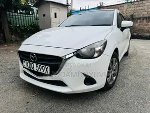 Mazda Demio 2017 White