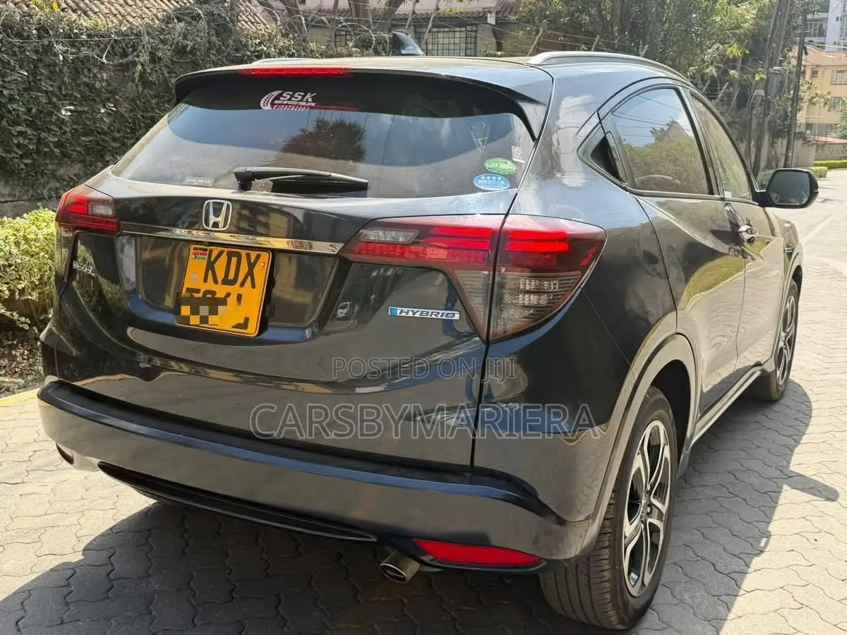 Honda Vezel 2018 Black