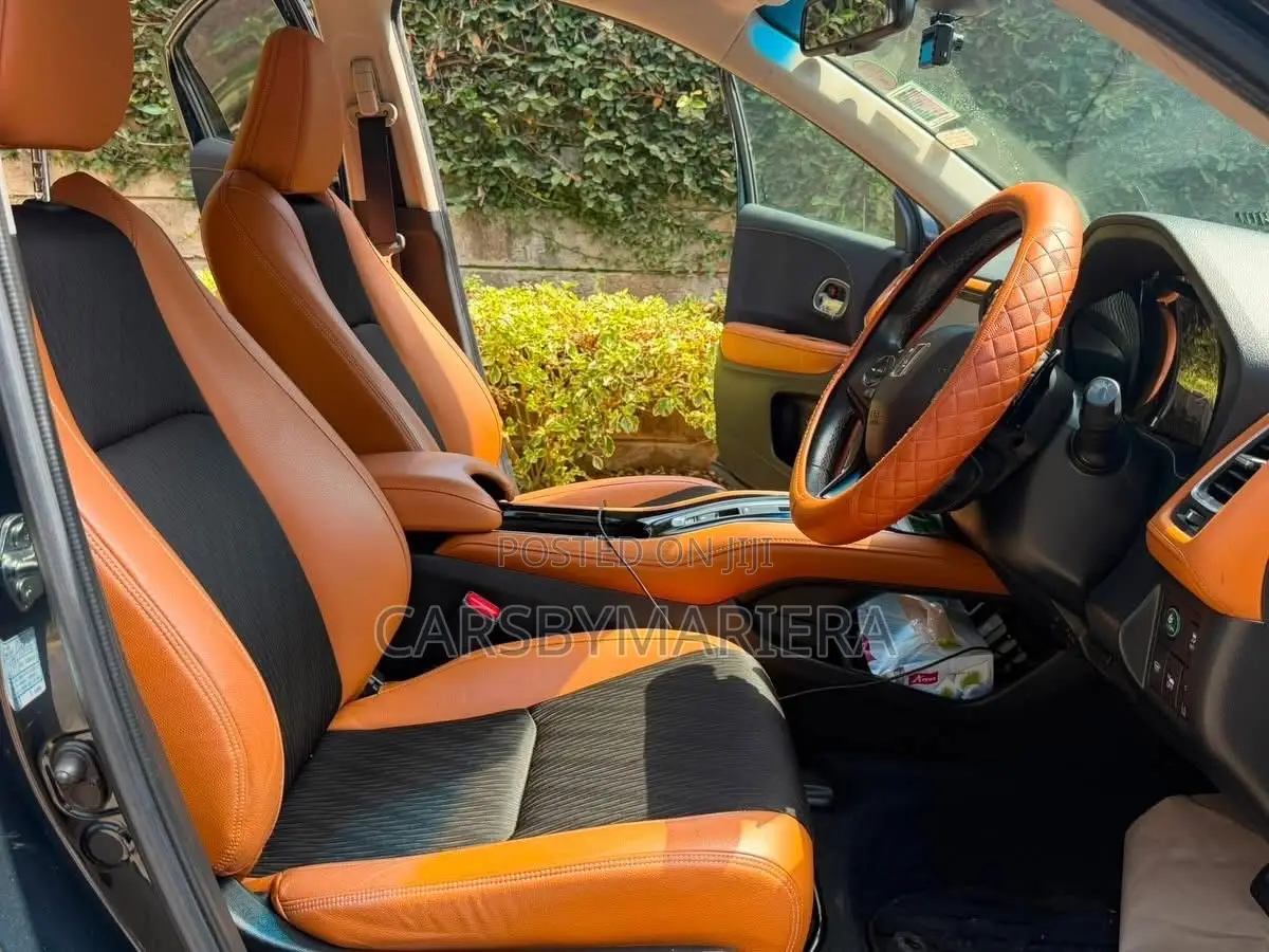 Honda Vezel 2018 Black