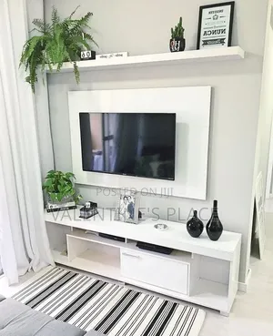 Minimalist Contemporary 6ft TV Media Unit