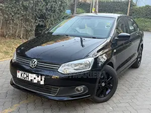 Volkswagen Polo 2010 Black