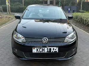 Volkswagen Polo 2010 Black