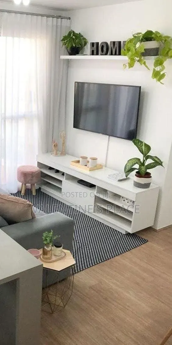 Premium High-Gloss Entertainment Console. 5ft