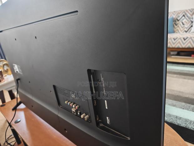 LG 43” Full HD Smart TV – Excellent Condition - thumbnail 2