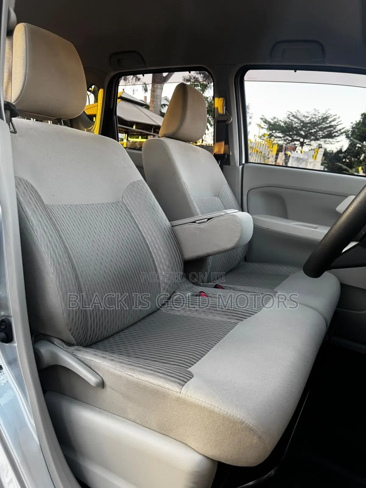 Daihatsu Move 2019 Silver