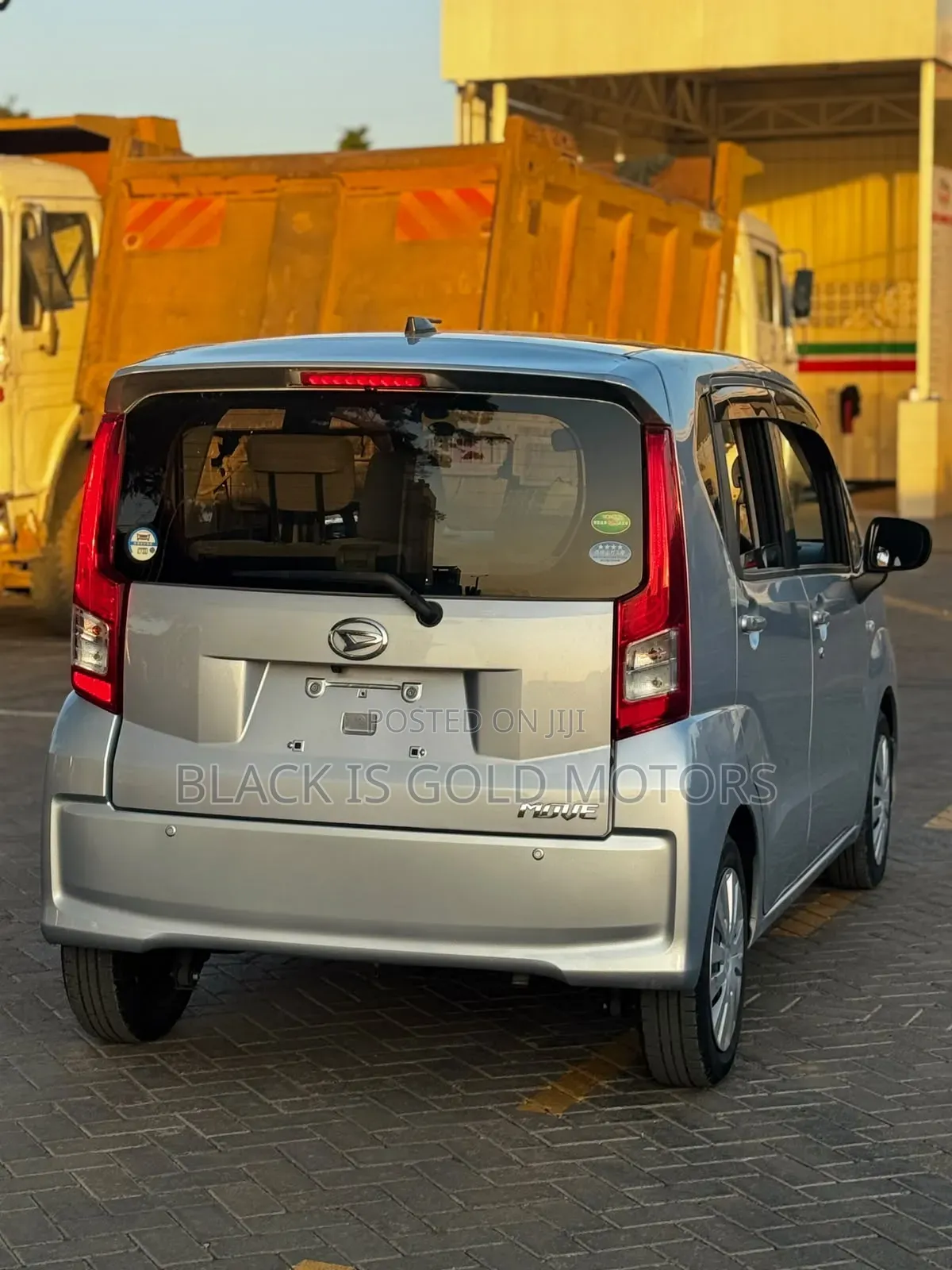 Daihatsu Move 2019 Silver