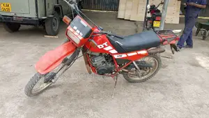 Yamaha DT175 2005 Red