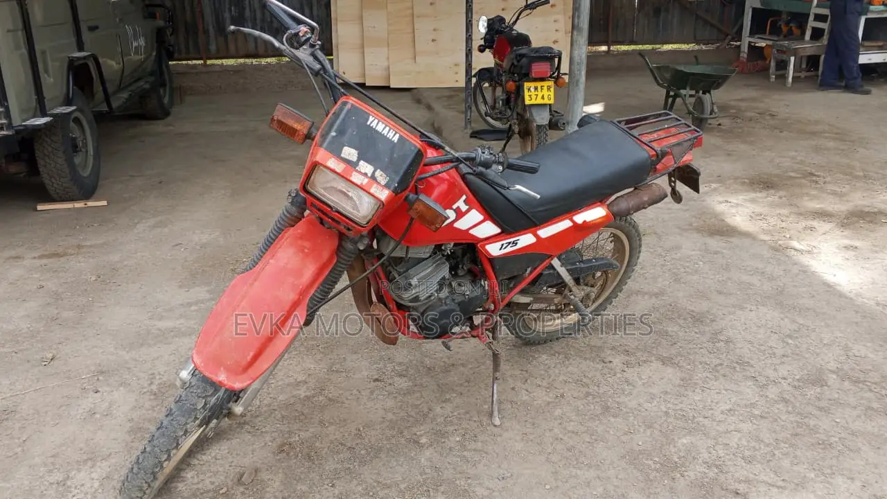 Yamaha DT175 2005 Red