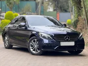 Mercedes-Benz C180 2015 Blue