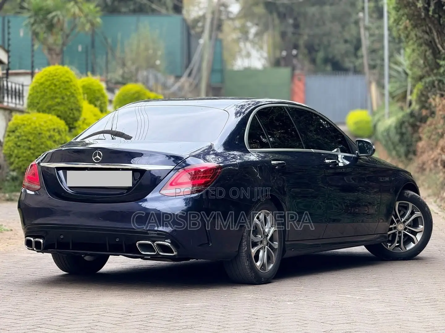 Mercedes-Benz C180 2015 Blue