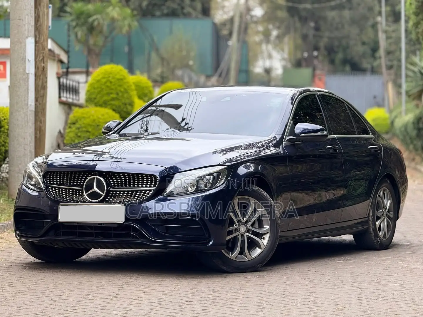 Mercedes-Benz C180 2015 Blue