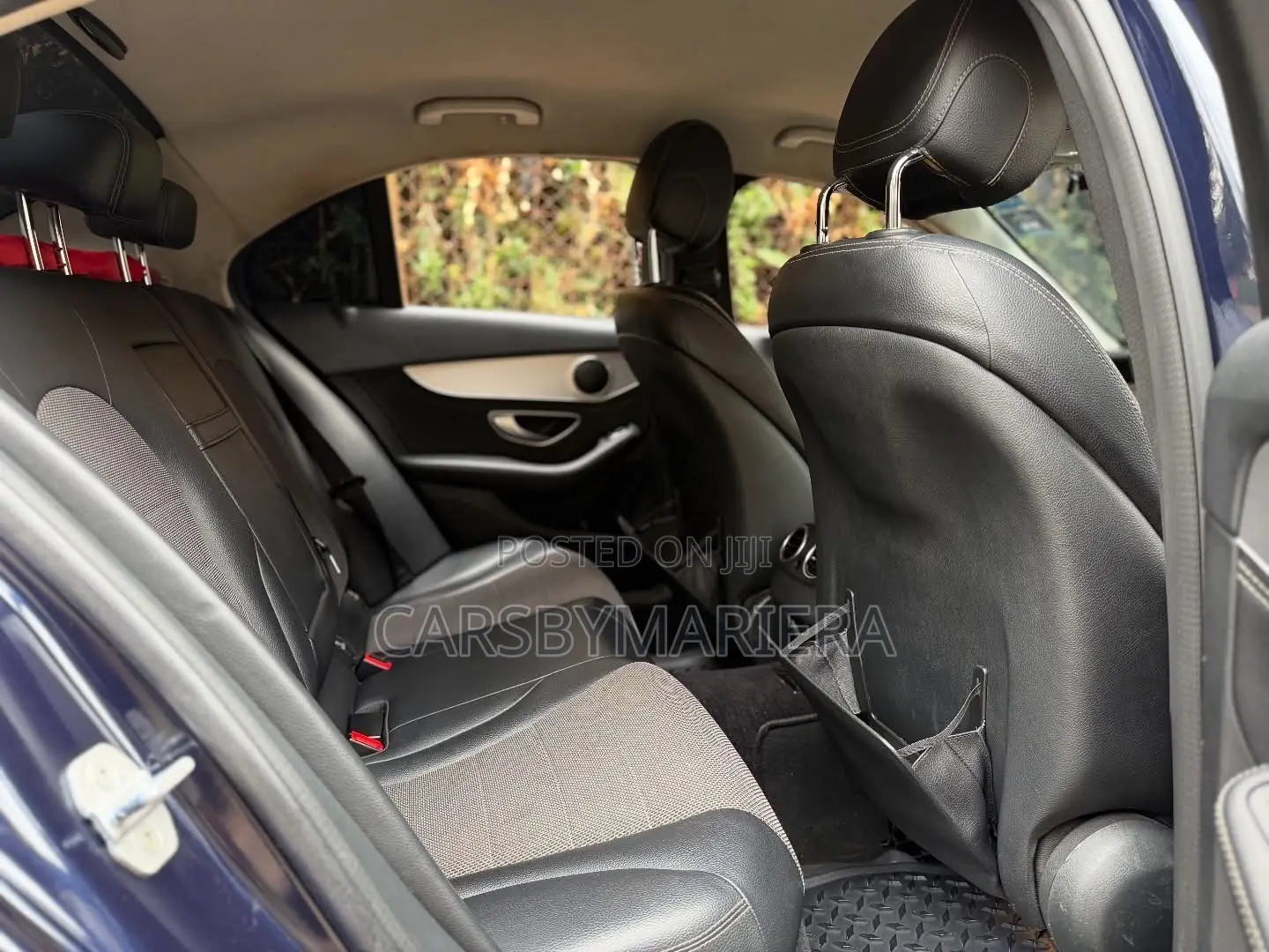 Mercedes-Benz C180 2015 Blue