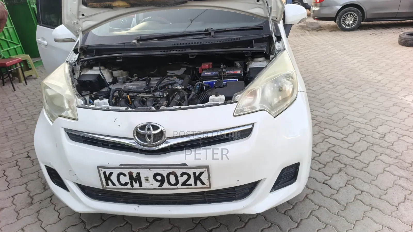 Toyota Ractis 2010 Pearl