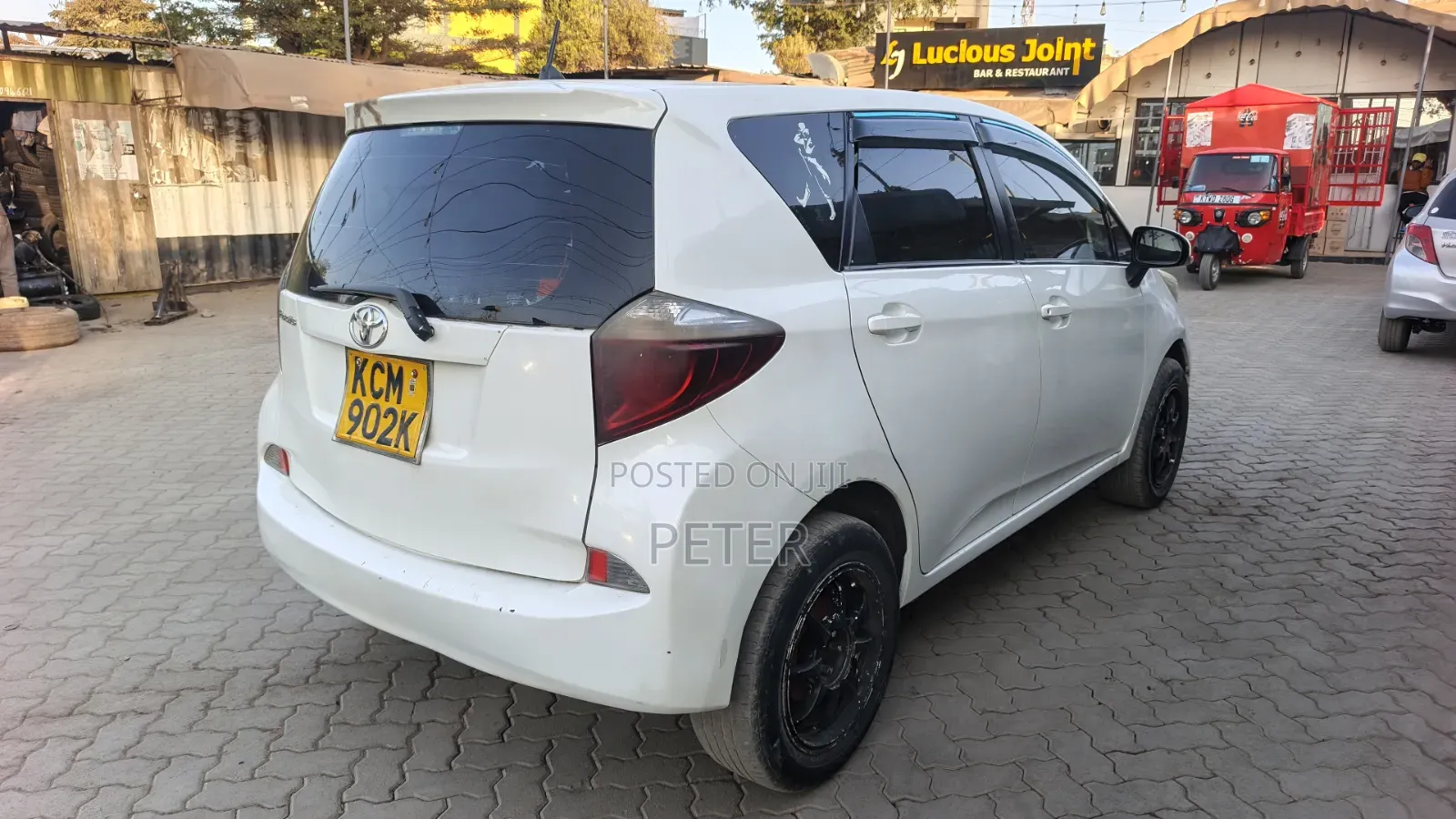 Toyota Ractis 2010 Pearl