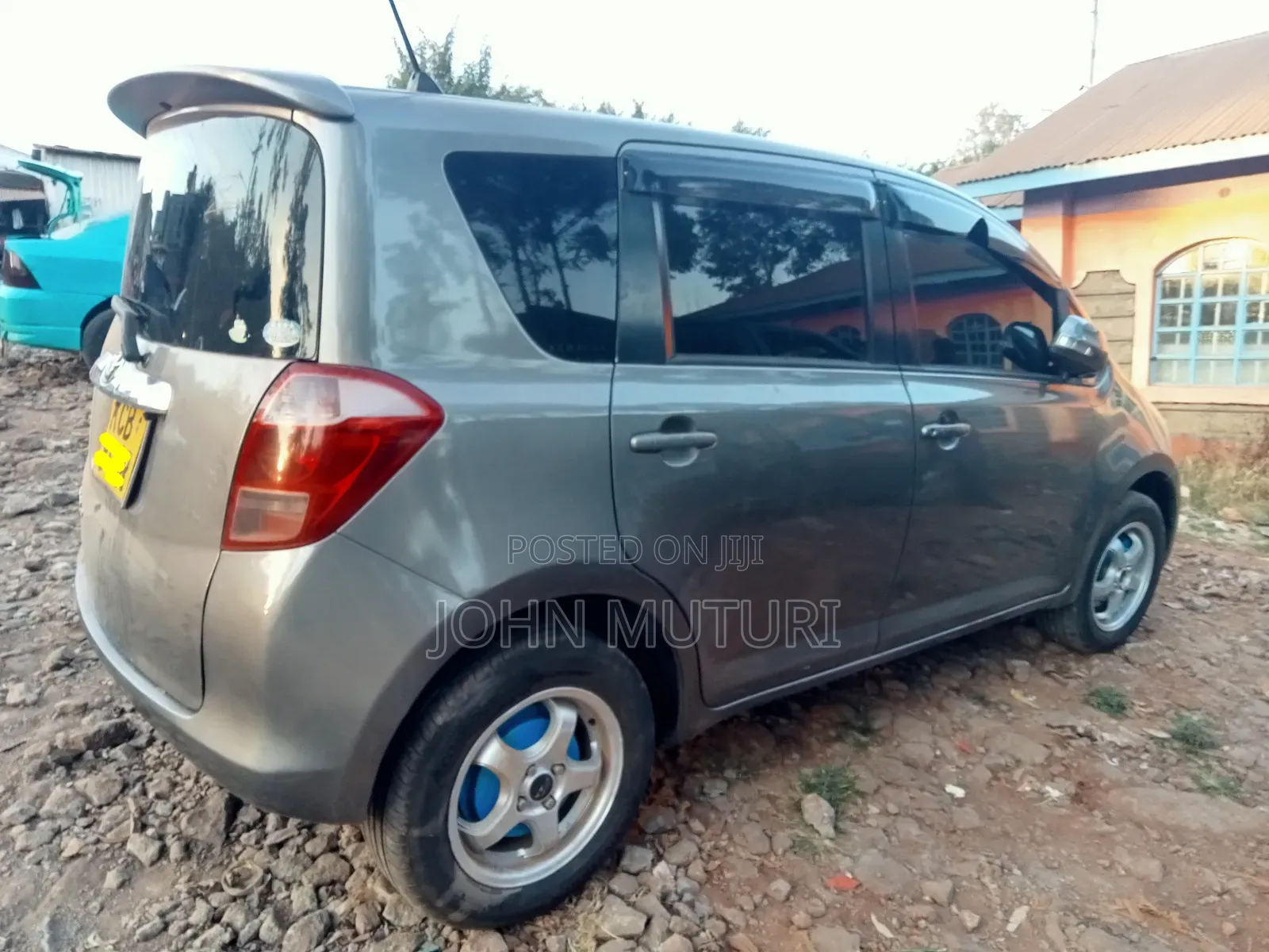 Toyota Ractis 2008 Gray