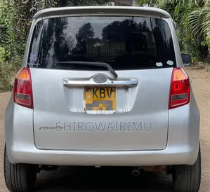 Toyota Ractis 2006 Silver