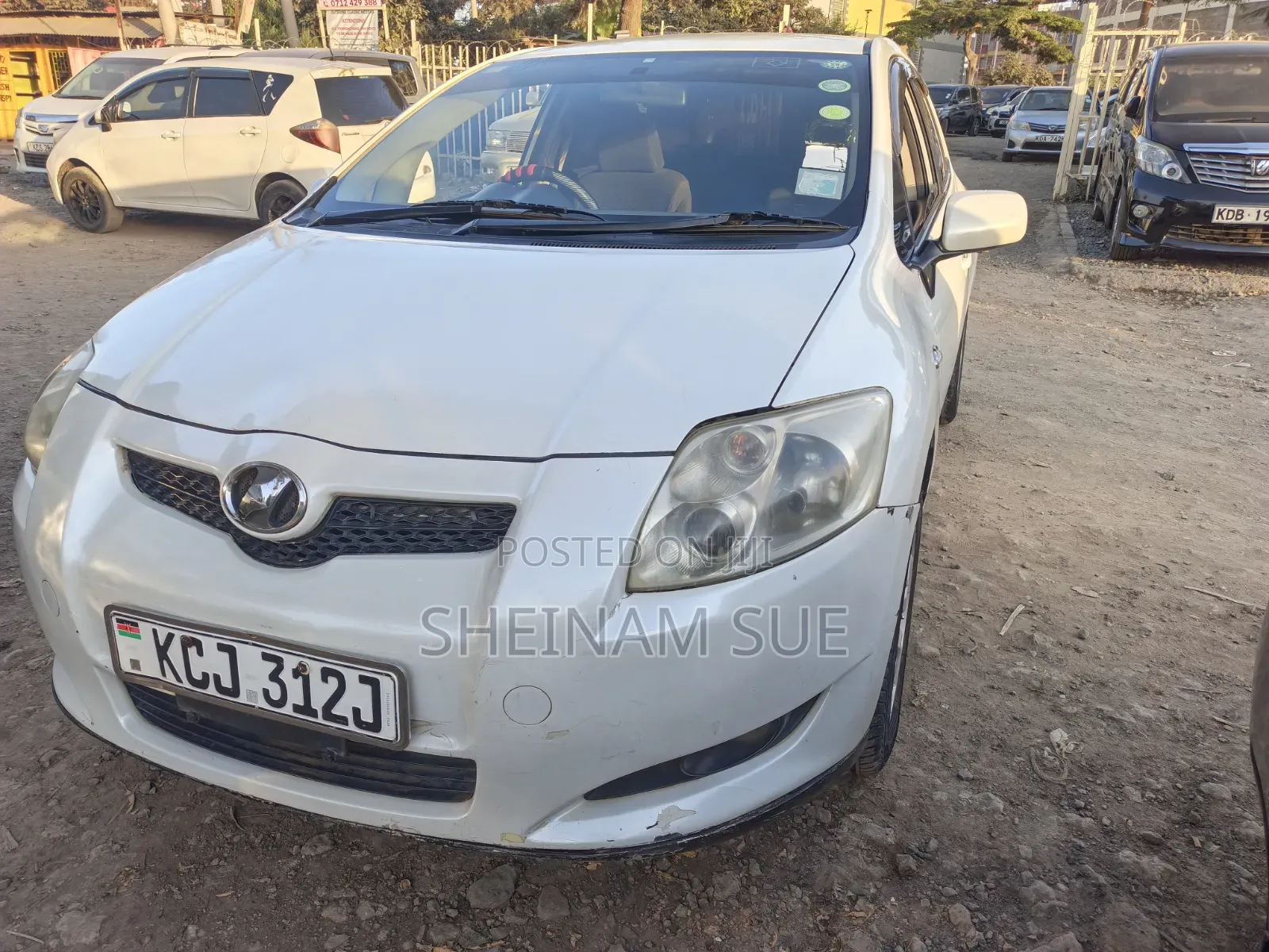 Toyota Auris 2010 White