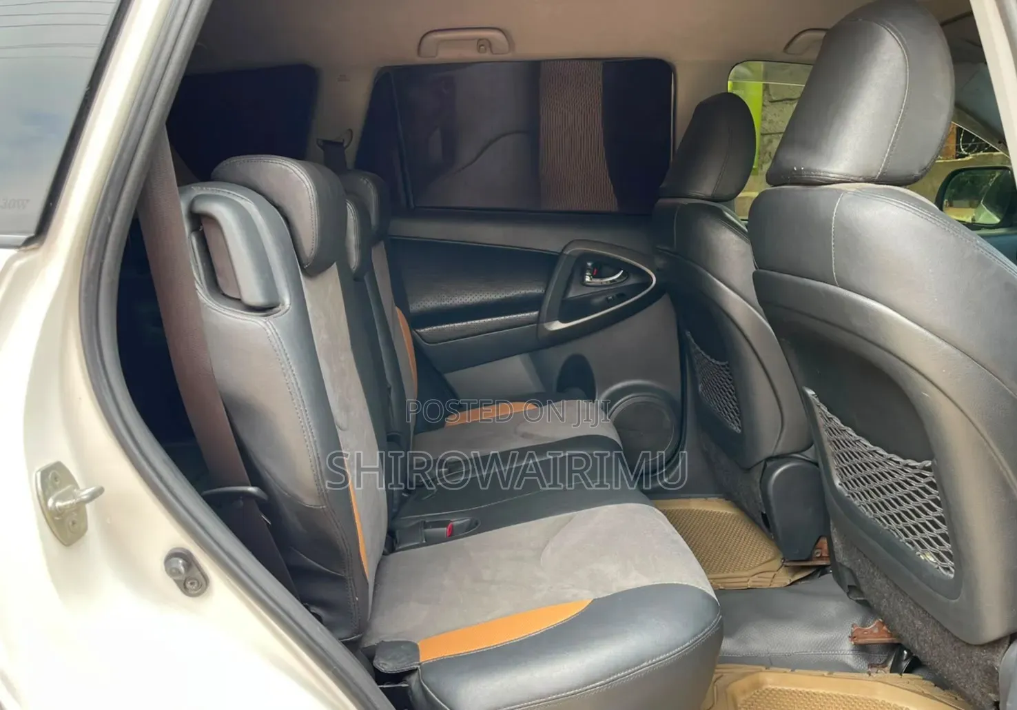 Toyota Vanguard 2012 White