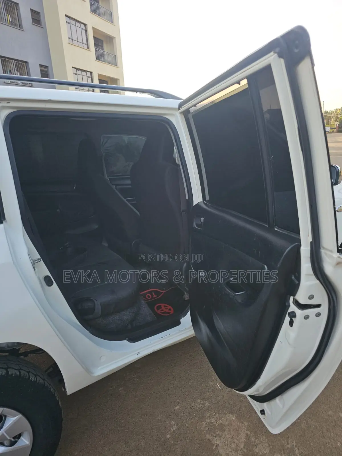 Toyota Succeed SV Premium 2016 White
