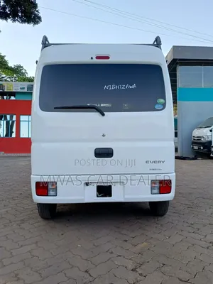 Suzuki Every 2020 White