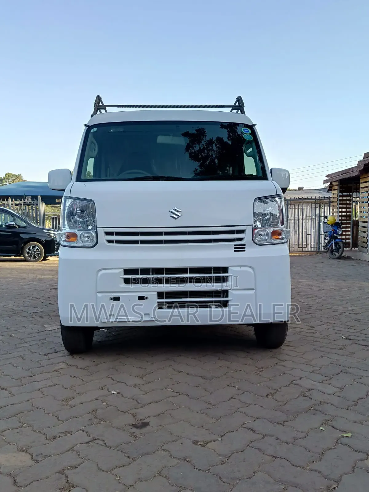 Suzuki Every 2020 White