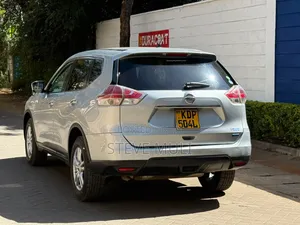 Nissan X-Trail 2016 Silver