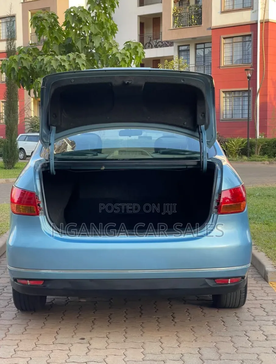 Nissan Bluebird 2007 Blue