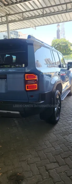 Toyota Land Cruiser Prado 2025 Blue
