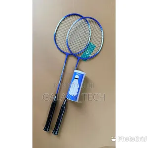 Badminton Set - 2 Rackets + 3 Shuttlecocks 
