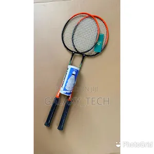 Badminton Set - 2 Rackets + 3 Shuttlecocks 