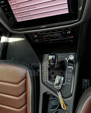 Volkswagen Tiguan 2021 White