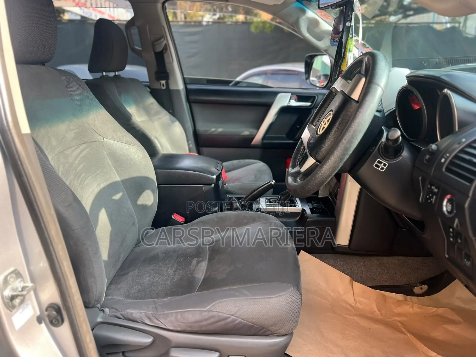 Toyota Land Cruiser Prado 4.0 Petrol TZ-G 2011 Silver