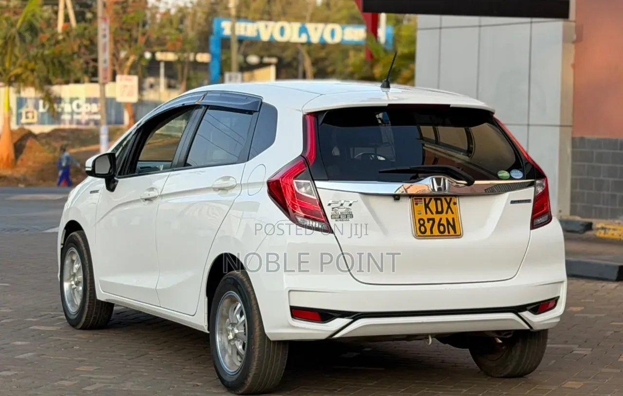 Honda Fit 2018 White